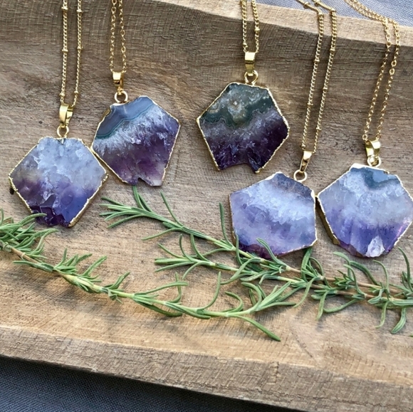 Estrella & Luna Jewelry - Host Pick 🧡 Raw Amethyst Boho Gold Necklace